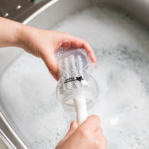 42111645_CTN-BOTTLE-TEA-BRUSH_034SQ