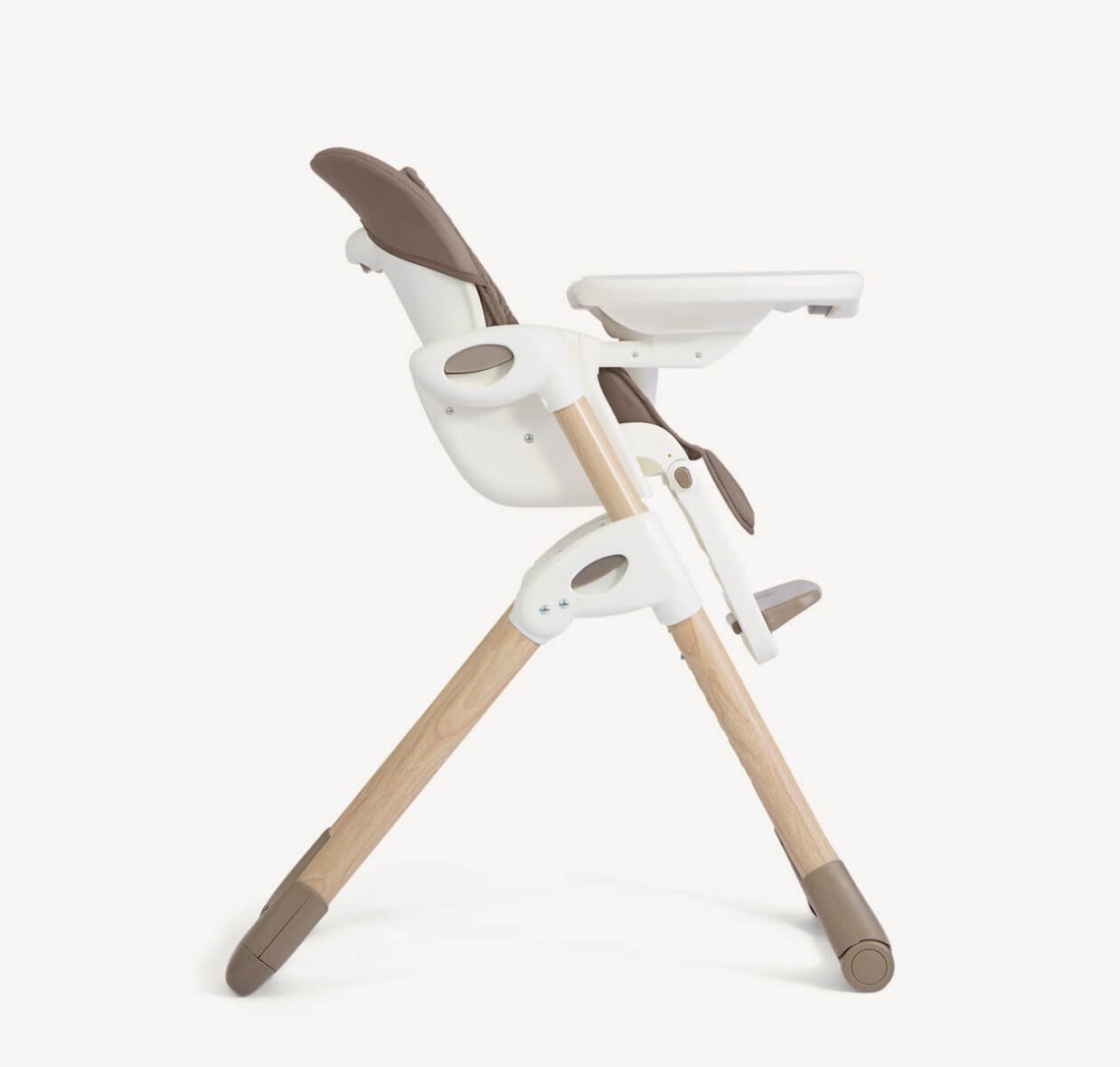 p03-joie-highchair-mimzy-recline-strata-acorn-wood-profile